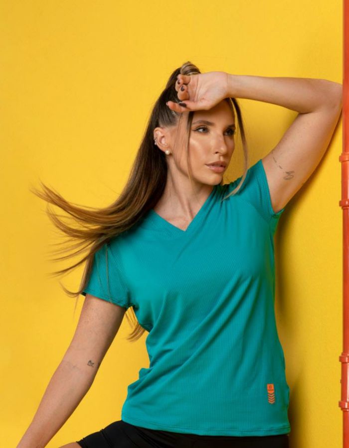 Blusa Gola V PROTEÇÃO UV (Solicitar cores) 