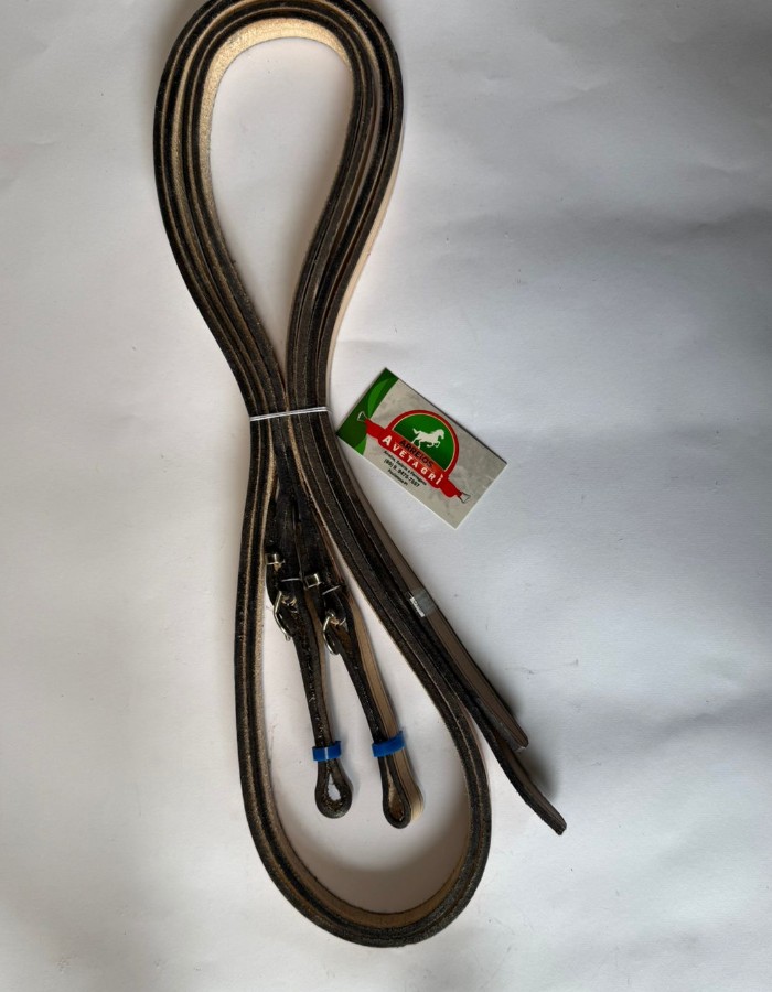 REDIA ABERTA COM FERRAGENS