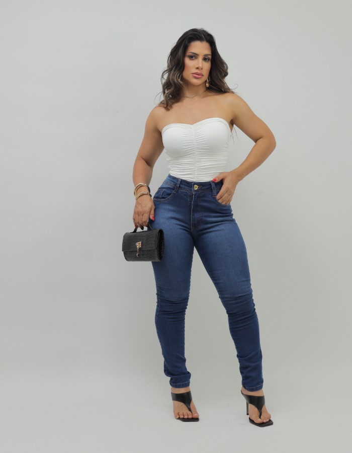 CALÇA SKINNY COM LYCRA 