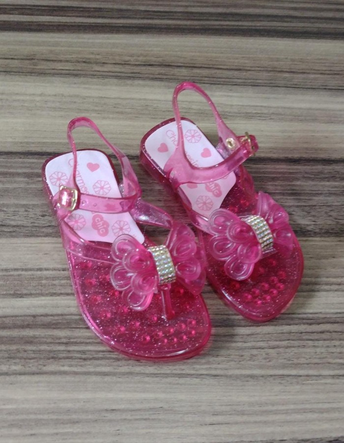Sandália charmosinha laço strass