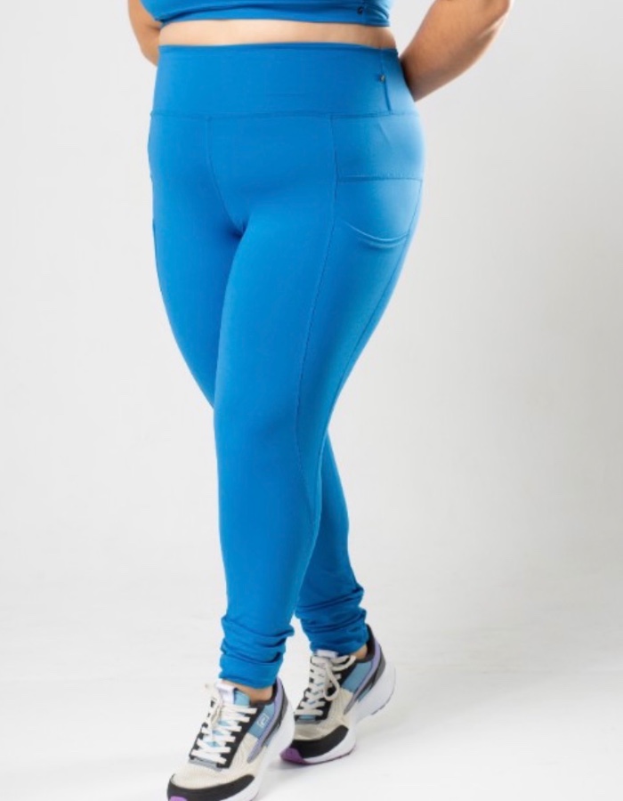 Calça com bolso plus 