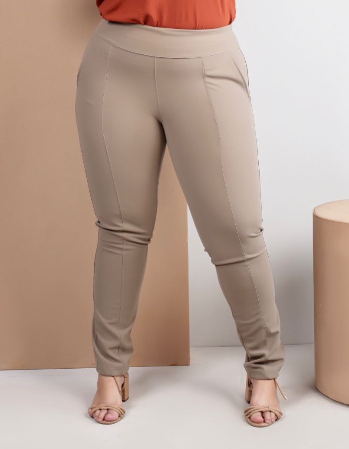 Calça Plus