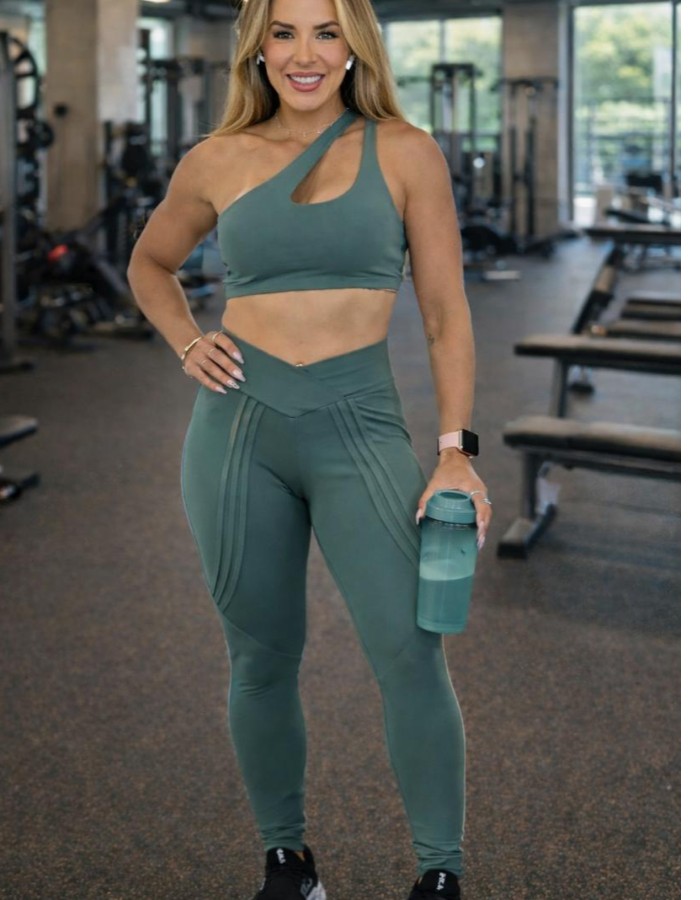 CONJUNTO DE CALÇA MAROMBA EMPINA BUMBUM ( SOLICITAR CORES)