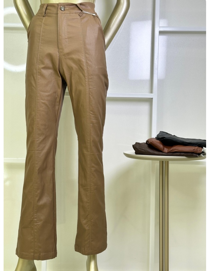 Calça Couro