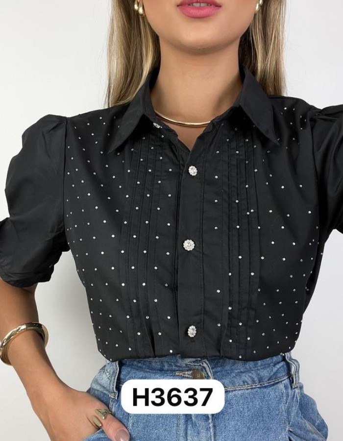 BLUSA DE BOTÃO COM STRRAS