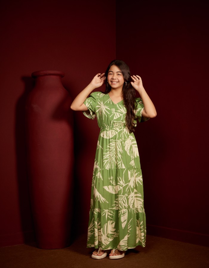 VESTIDO LONGO COM DUAS MANGAS(TEC. VISCOLINHO)