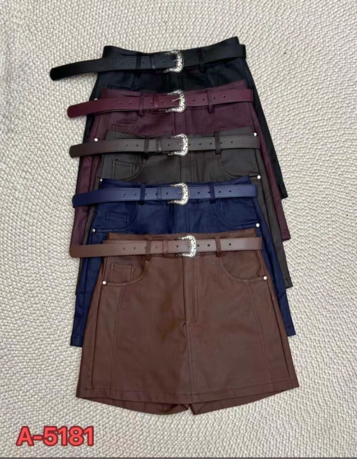 Short saia couro 
