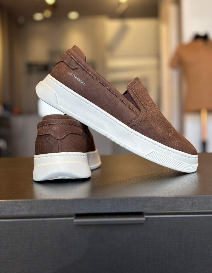 slip marron 