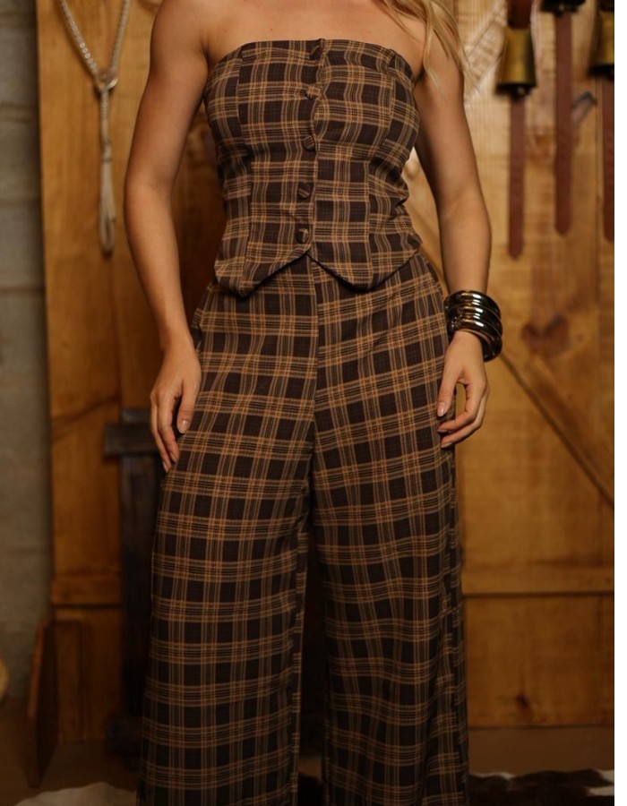 CONJUNTO QUADRICULADO 