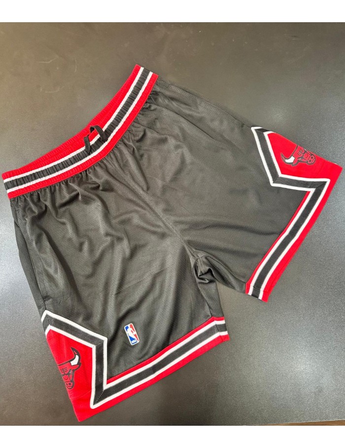 Bermuda NBA CHICAGO BULLS PRETA COM VERMELHO