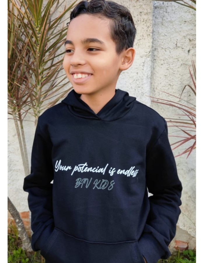 CASACO FECHADO EM MOLETOM