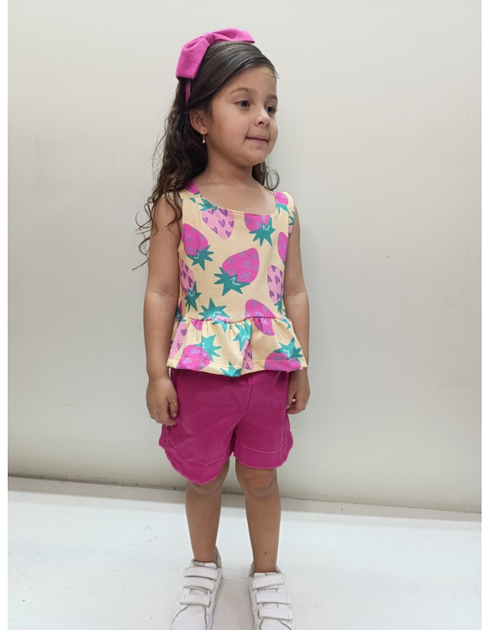 Conjunto bia morango short tecido algodão com elastano blusa malha Marisol algodão 