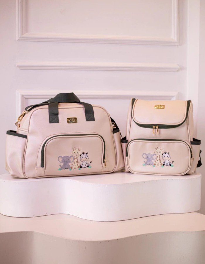 CONJUNTO BOLSA E MOCHILA ELLEN SAFARI