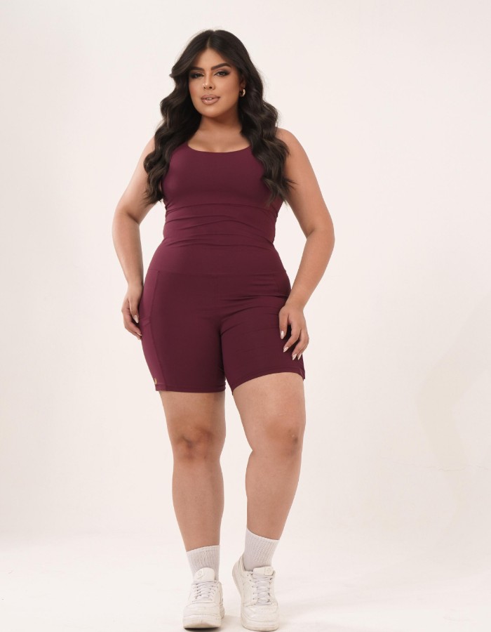 MACACÃO CURTO COM BOLSO