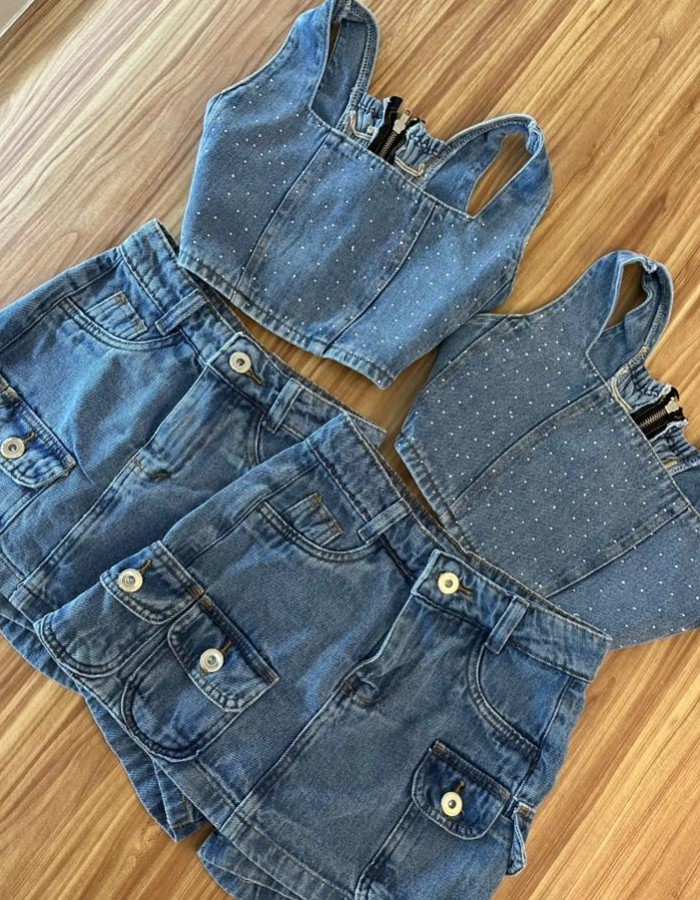 CONJUNTO DE BRILHO SHORT SAIA