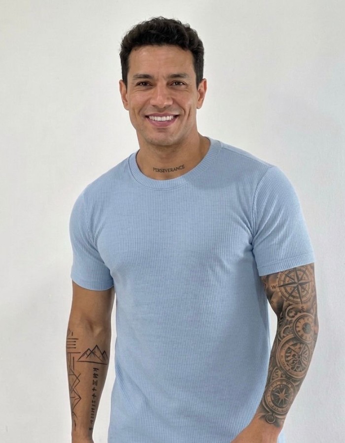 PACOTE C/ 8 CAMISAS ROMA RIBANA R$21,00 Uni.
