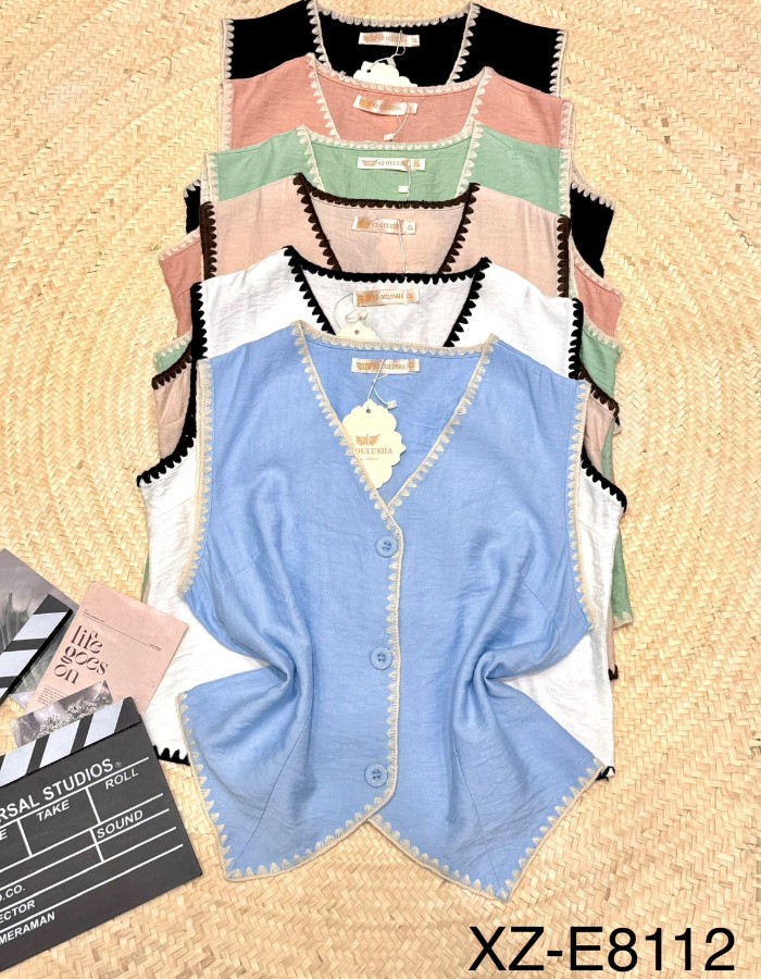 COLETE TECIDO CREPE SEDA ACETINADO C/ DETALHE BORDADO