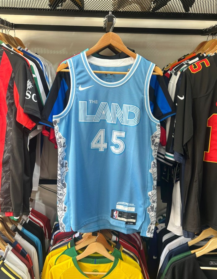 CLEVELAND THE LAND - DONOVAN MITCHELL 45