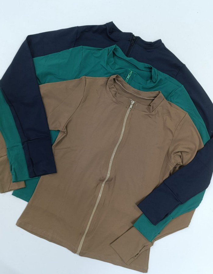 CASACO FEMININO EM UV DE POLIAMIDA