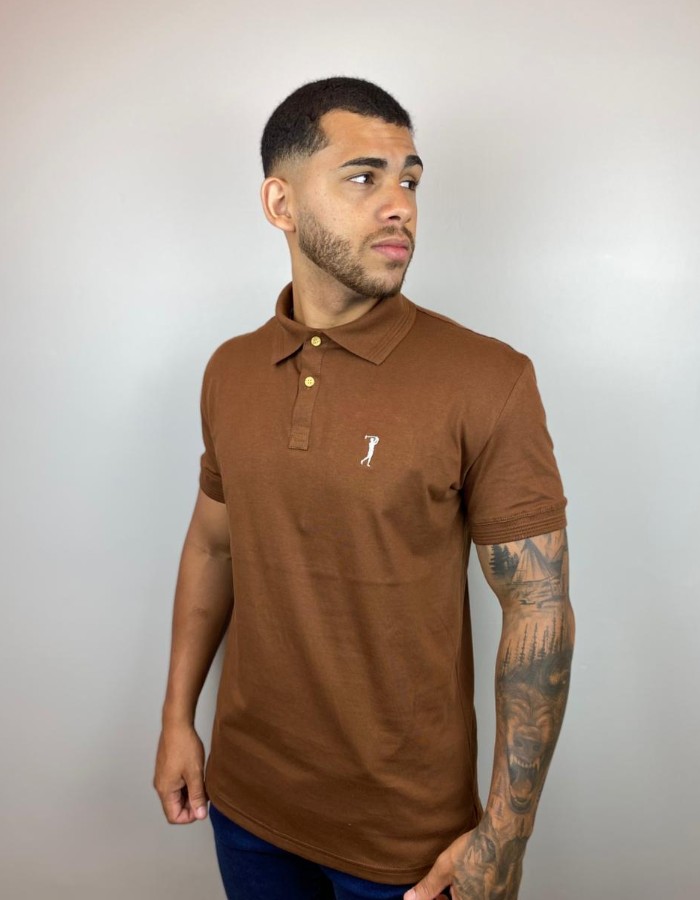 Polo lisa plus size