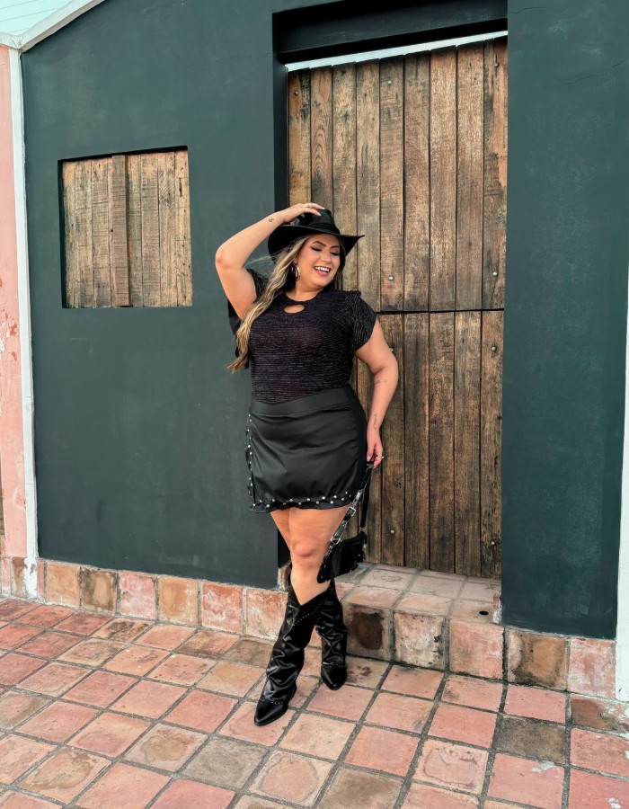 Bory Zizi c/ manguinhas soltas 