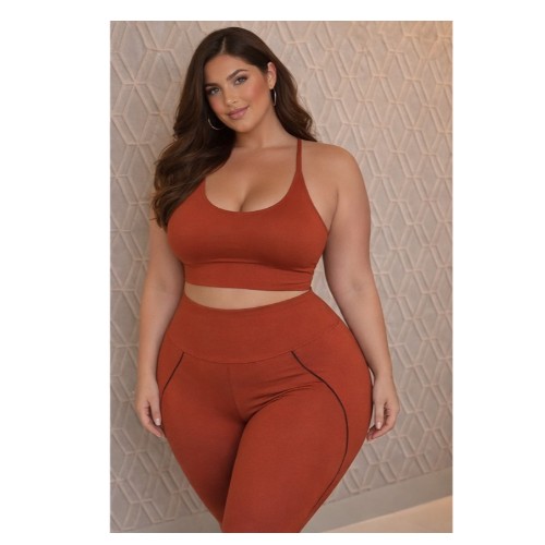 conjunto de calça com friso e top com detalhes nas costas