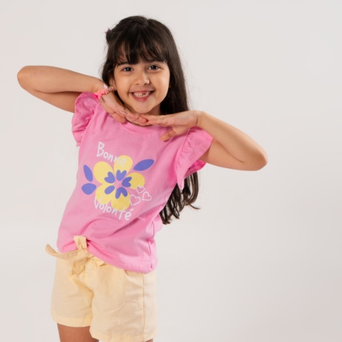 T-SHIRT DE BABADO meninas