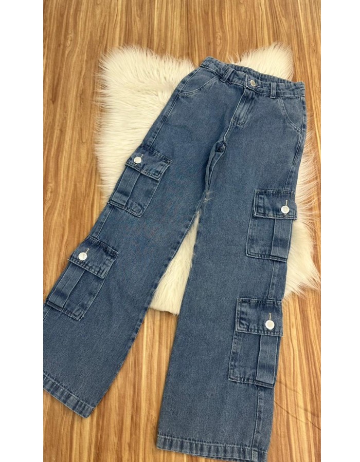 CALÇA CARGO 4 BOLSOS LATERAL E BOLSO DE ABA ATRÁS 