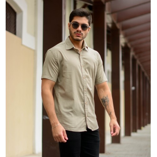 Camisa manga curta linho gola tradicional 