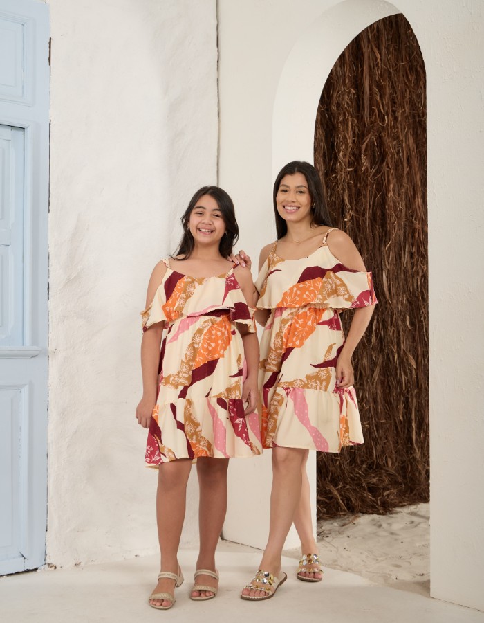 VESTIDO CURTO DE ALÇA (TEC. CREPINHO)