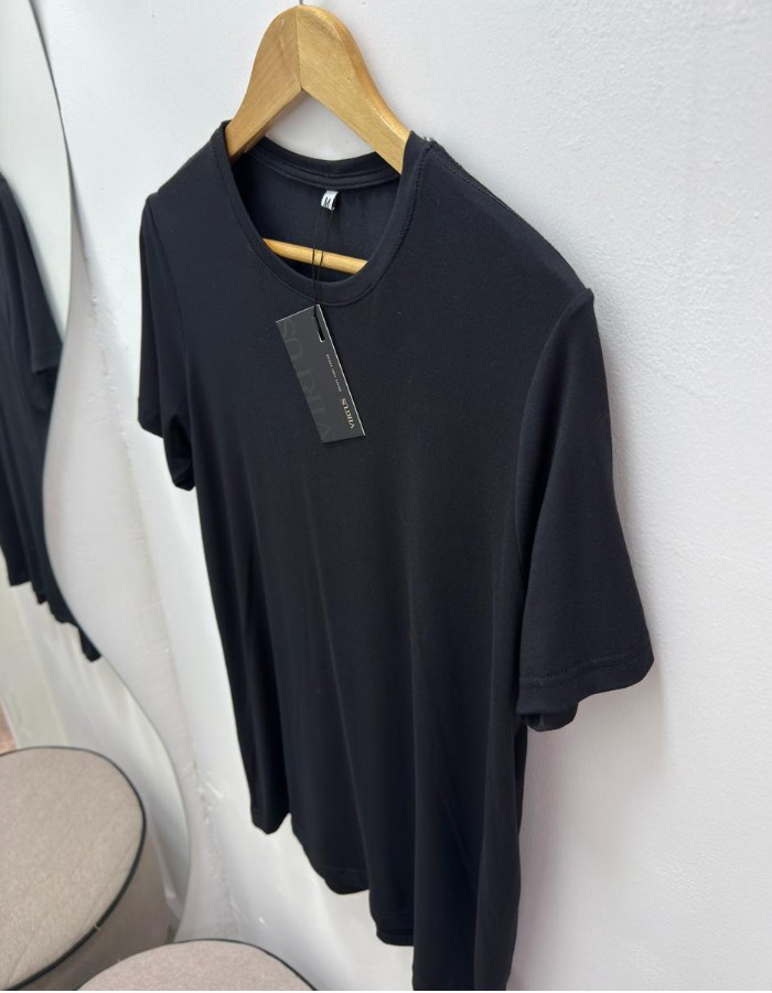 Produto t-shirt-modal-preta 3