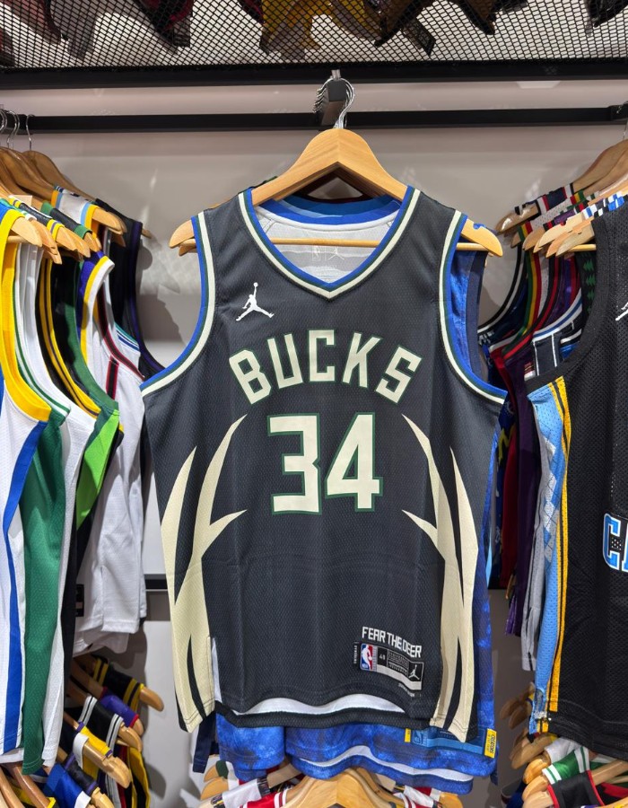 MILWAUKEE BUCKS - ANTETOKOUNMPO 34