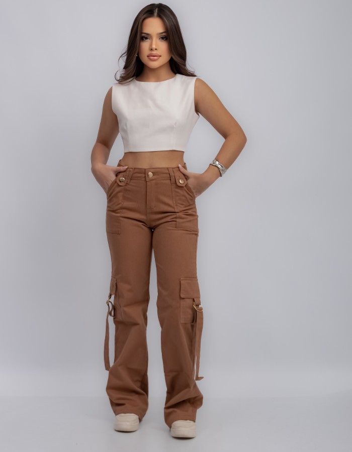 CALÇA WIDE LEG COM DETALHE DE FIVELA(DESGRADEADA)