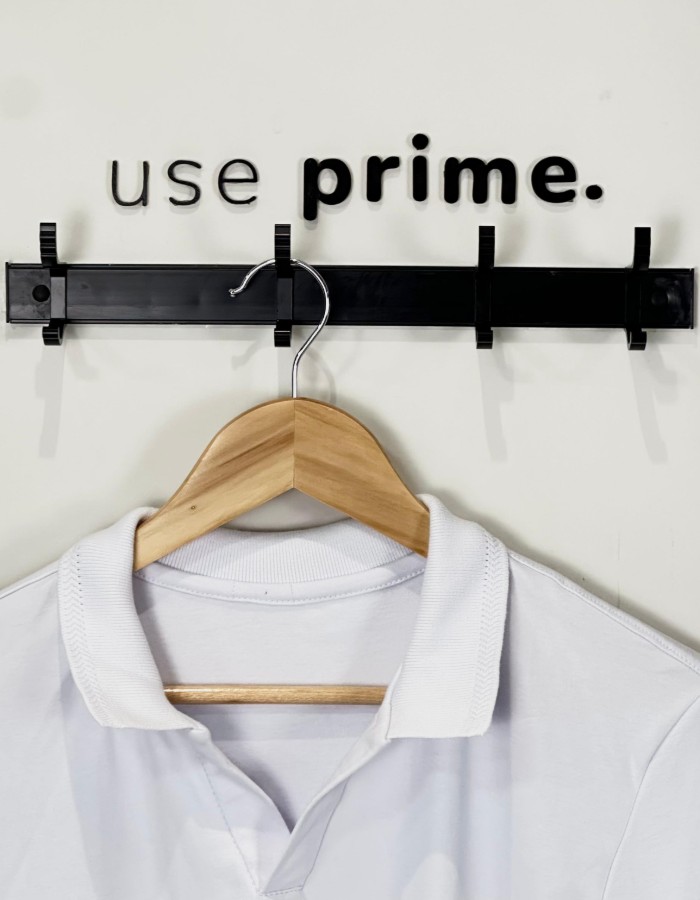 Polo V suedine branca