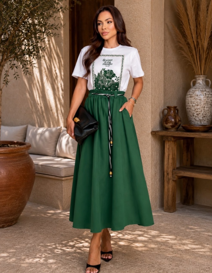 CONJUNTO TEE E SAIA LISA