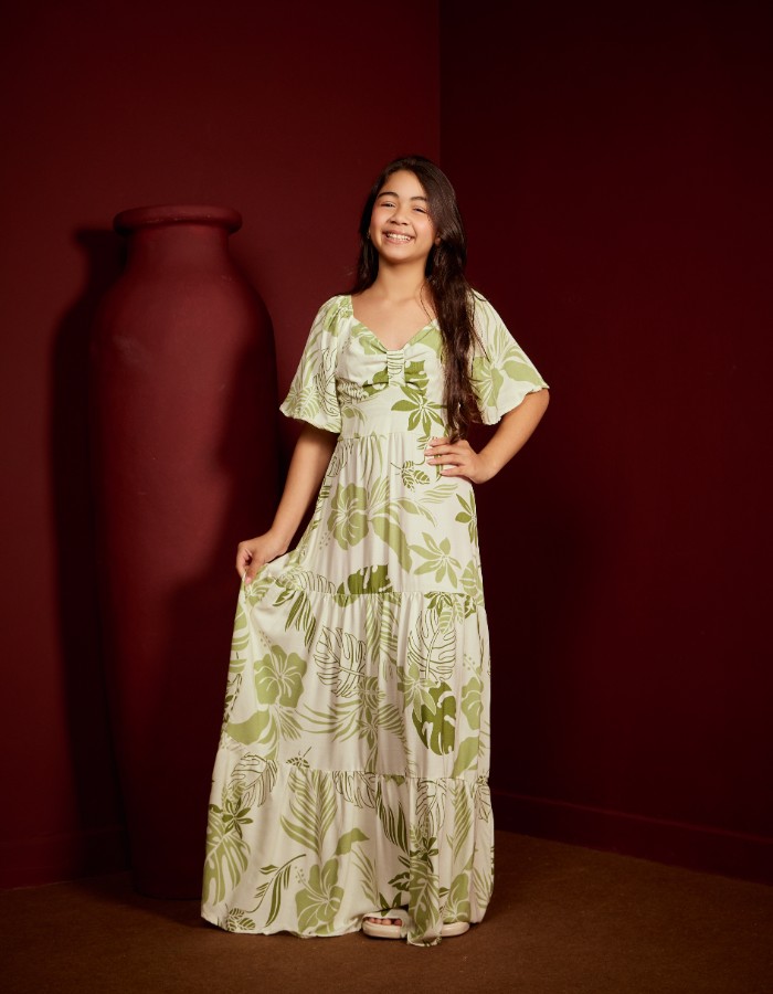 VESTIDO L. DETALHE NO DECOTE (TEC. VISCOLINHO)