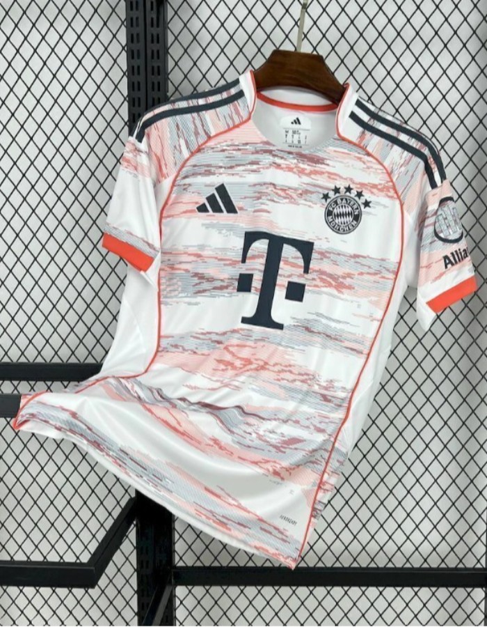 BAYERN MUNICH 25/26 ||| UNIFORME
