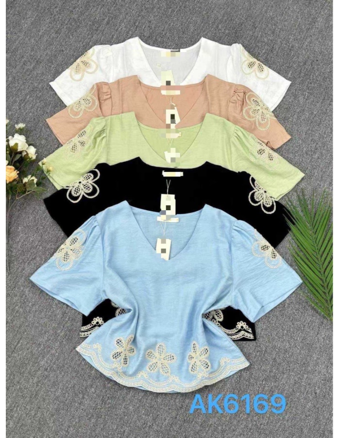 Semi croped bordado flor 