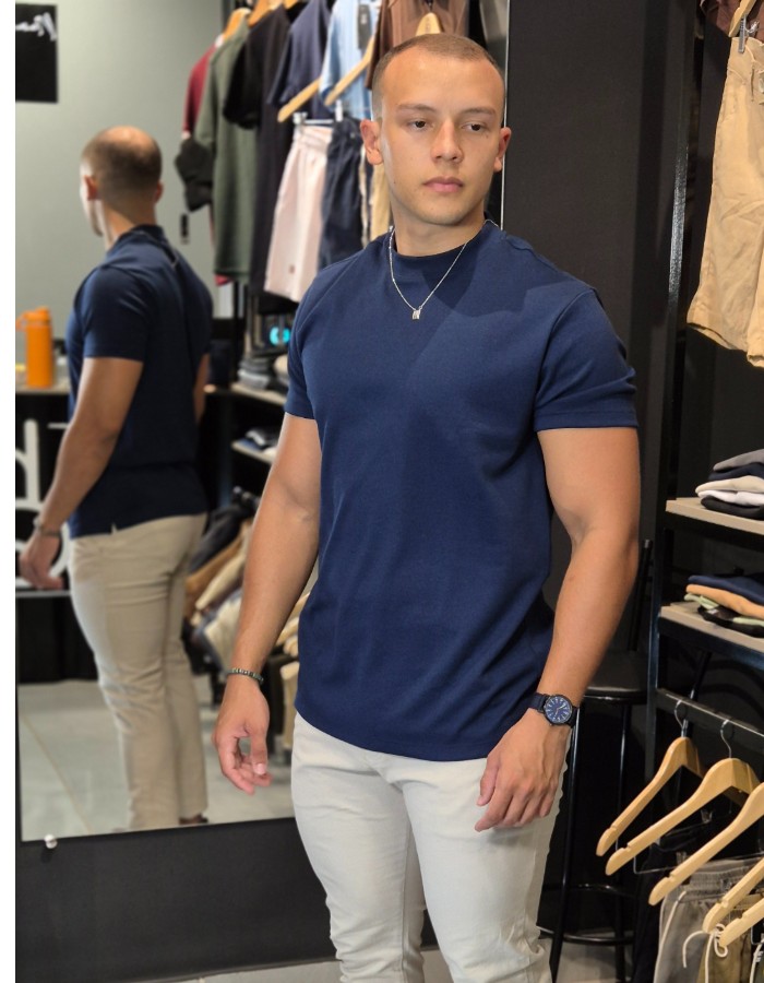 T-SHIRT GOLA MÉDIA SUEDINE RÚSTICO