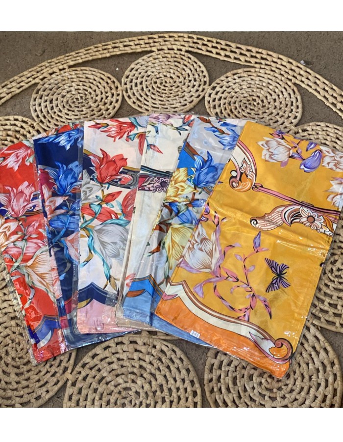 Lenço Estampado C/ Flor