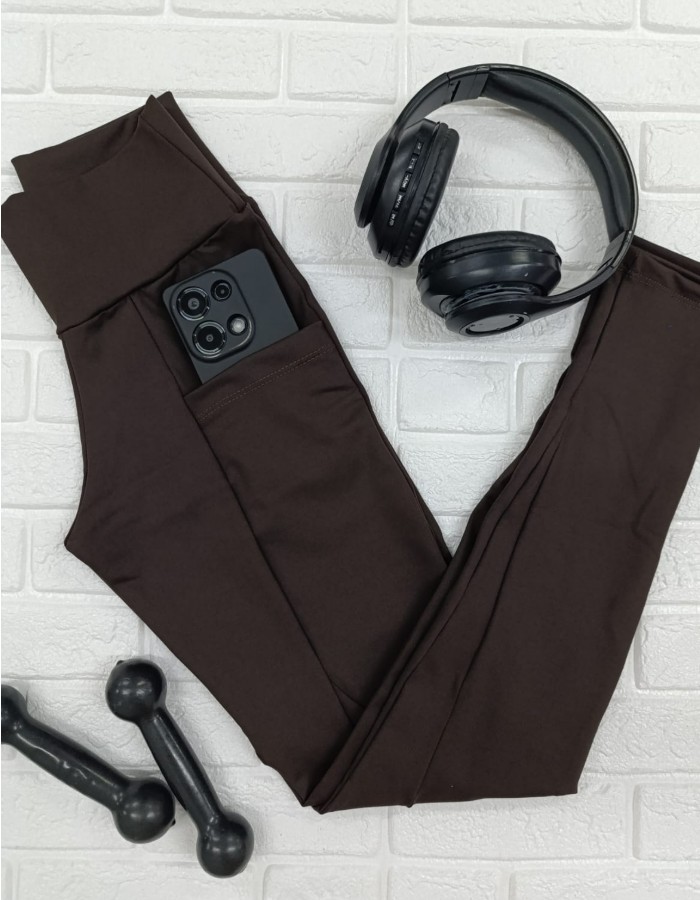 CALÇA COM BOLSO REDONDO GRAMATURA DE 350
