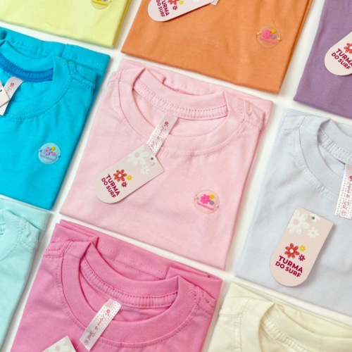 T-SHIRT EMBORRACHADA MENINA