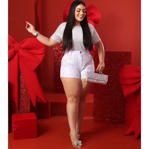 SHORT BOYFRIEND BRANCO COM BRILHO ESTRELA