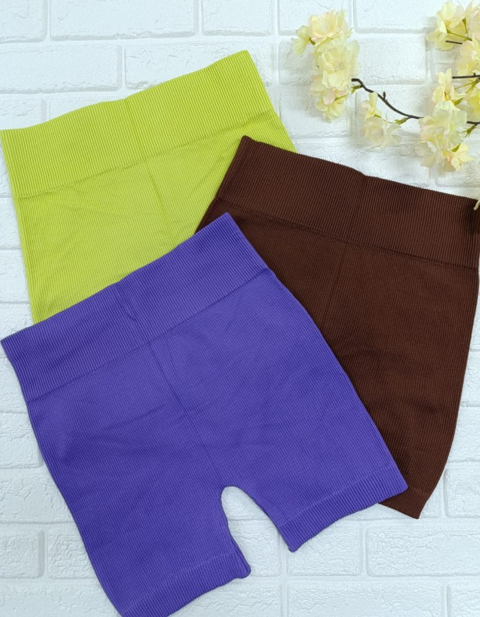 SHORT SEM EMPINA CANELADO