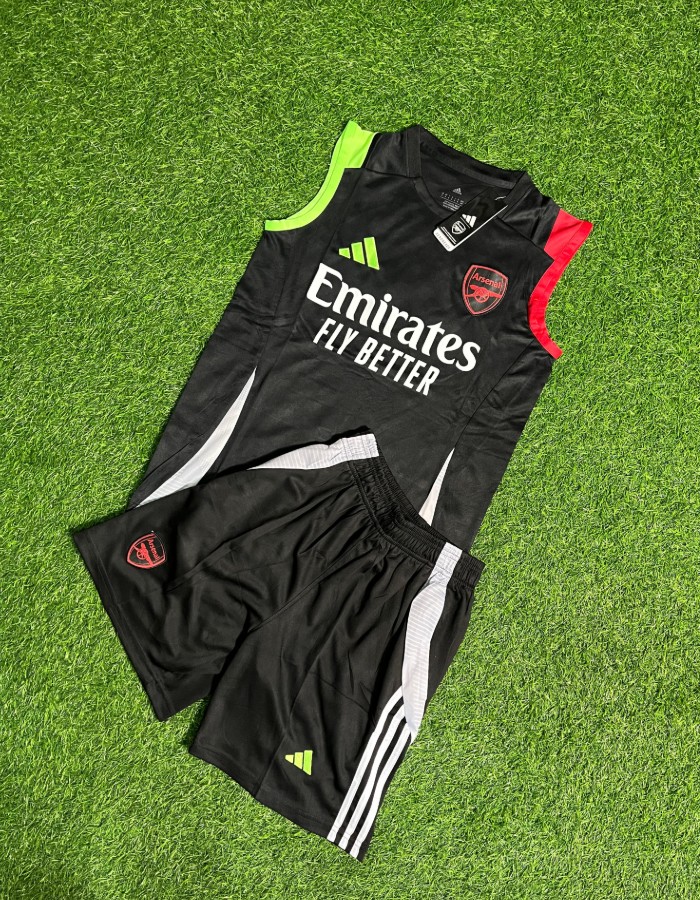 Kit Arsenal Regata e Short Treino 2024/25
