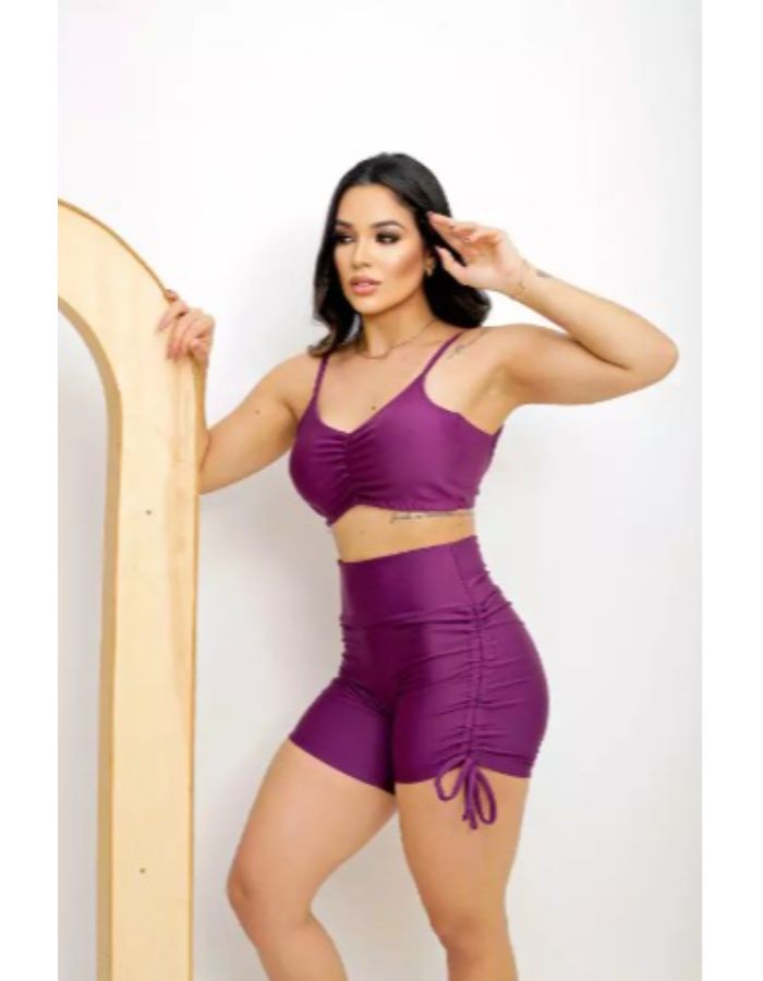  SHORT COM TORSAL NA LATERAL EMPINA BUMBUM LISO