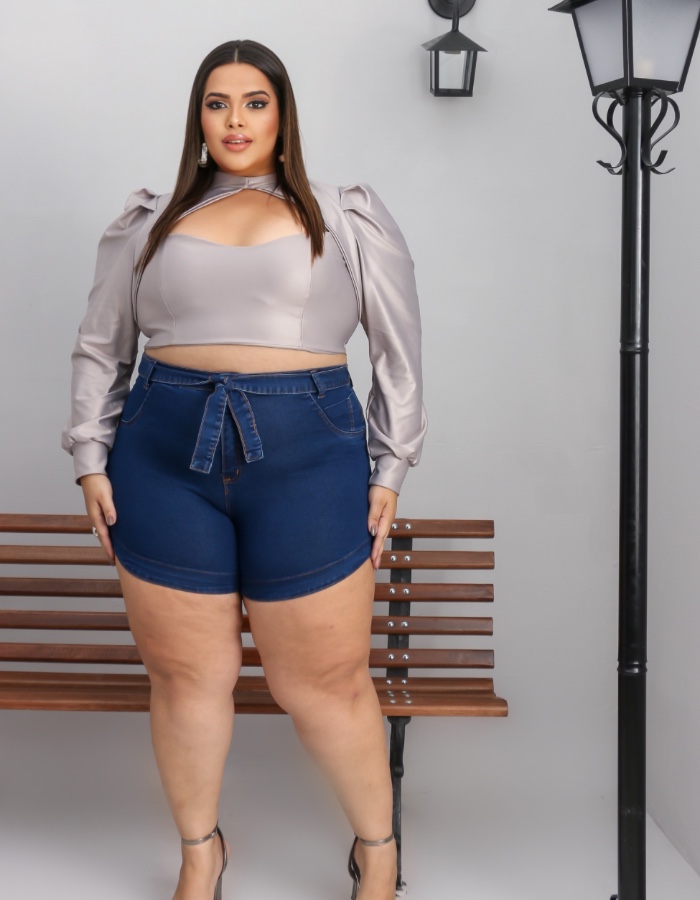 SHORT PLUS SIZE COM CINTO