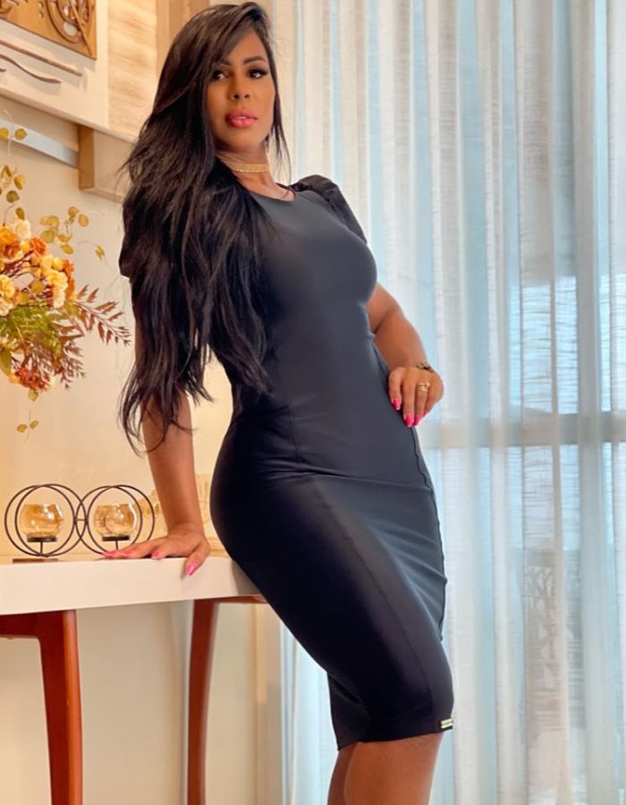 VESTIDO PRADA MID COM MANGA BUFANTE --- TAM: G