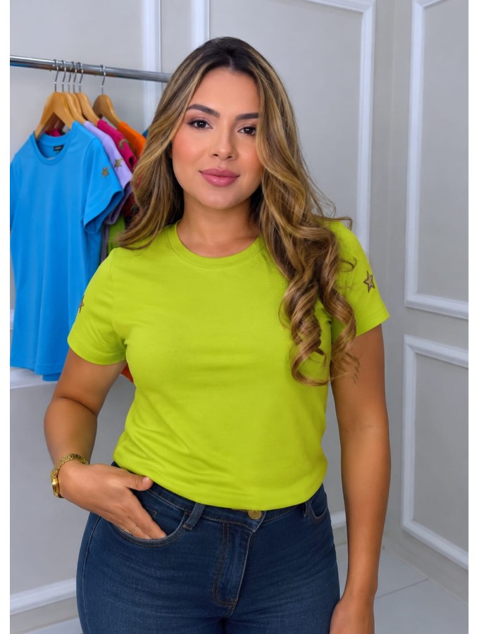 T-SHIRT BORDADA ADULTO