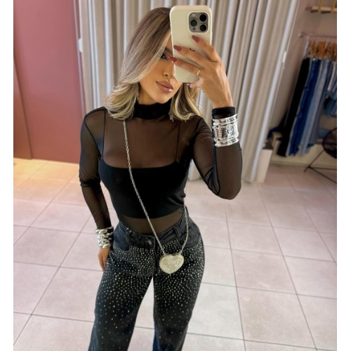 Body tule